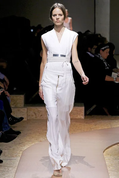 Look 20